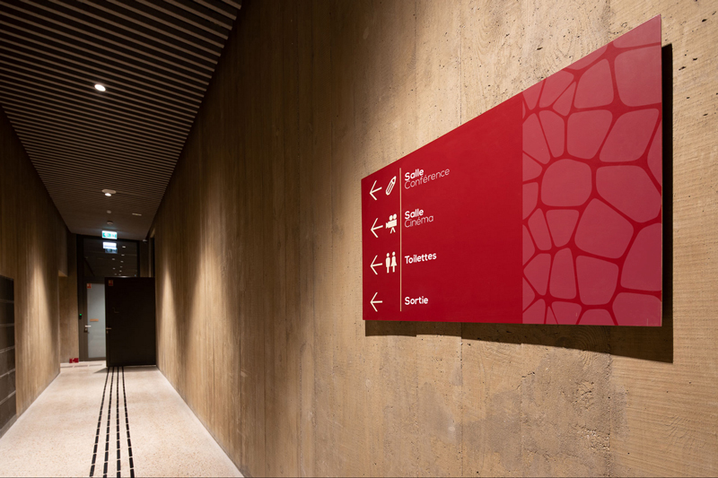 Guide des panneaux et signalétique pour entreprises