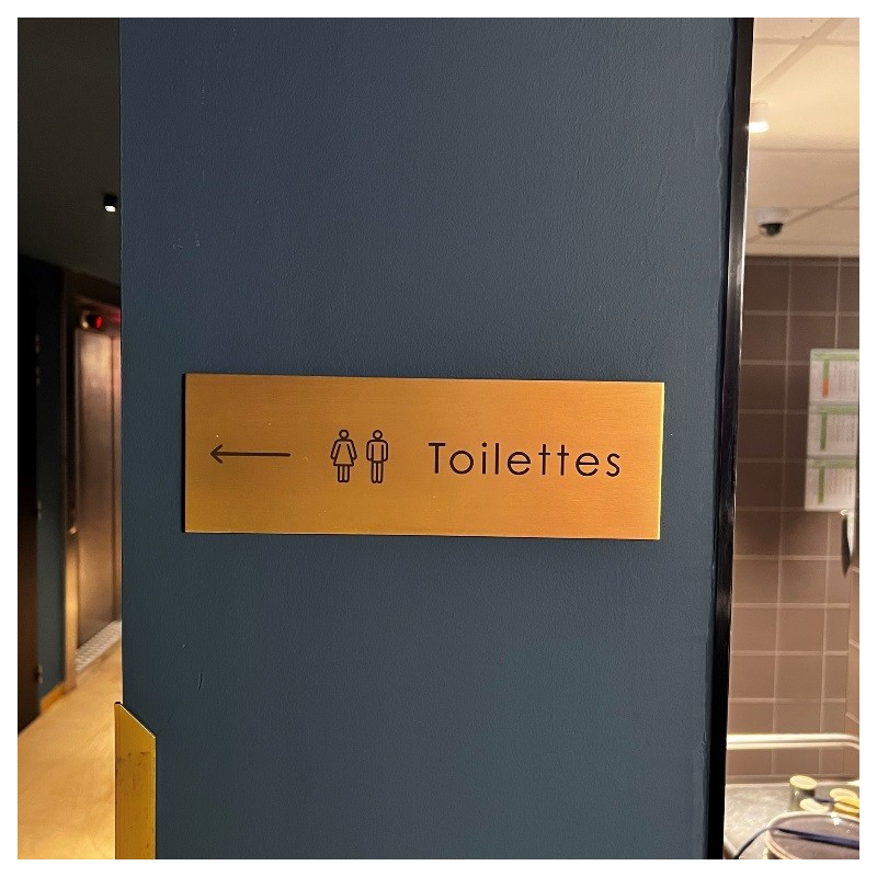 Commander des plaques signalétiques gravées ou imprimées pour votre entreprise à Strasbourg